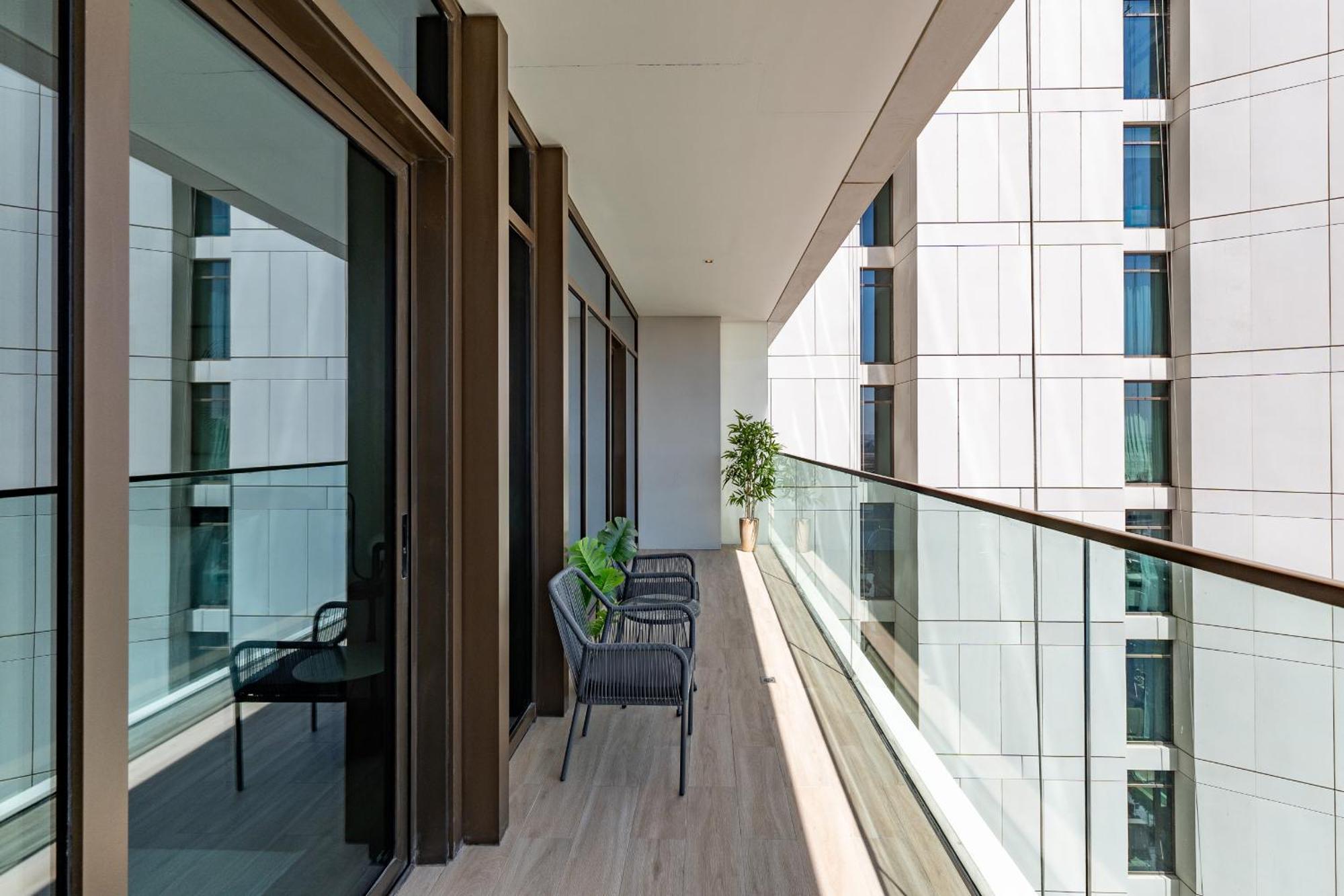 Apartment Palace Residence, Creek Harbour - Mint *