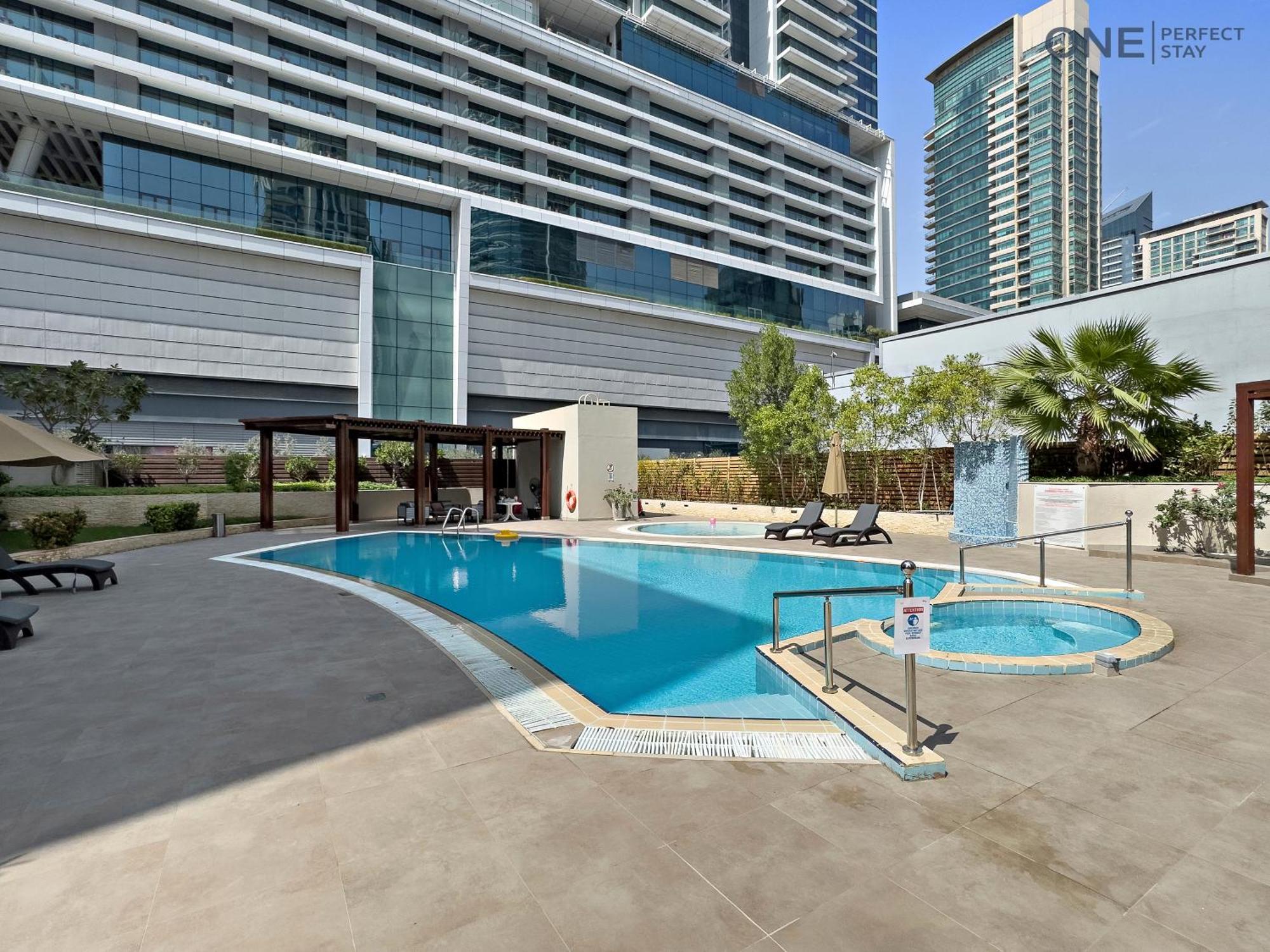 Charming In Marina 2 Next To Metro Station * Dubai