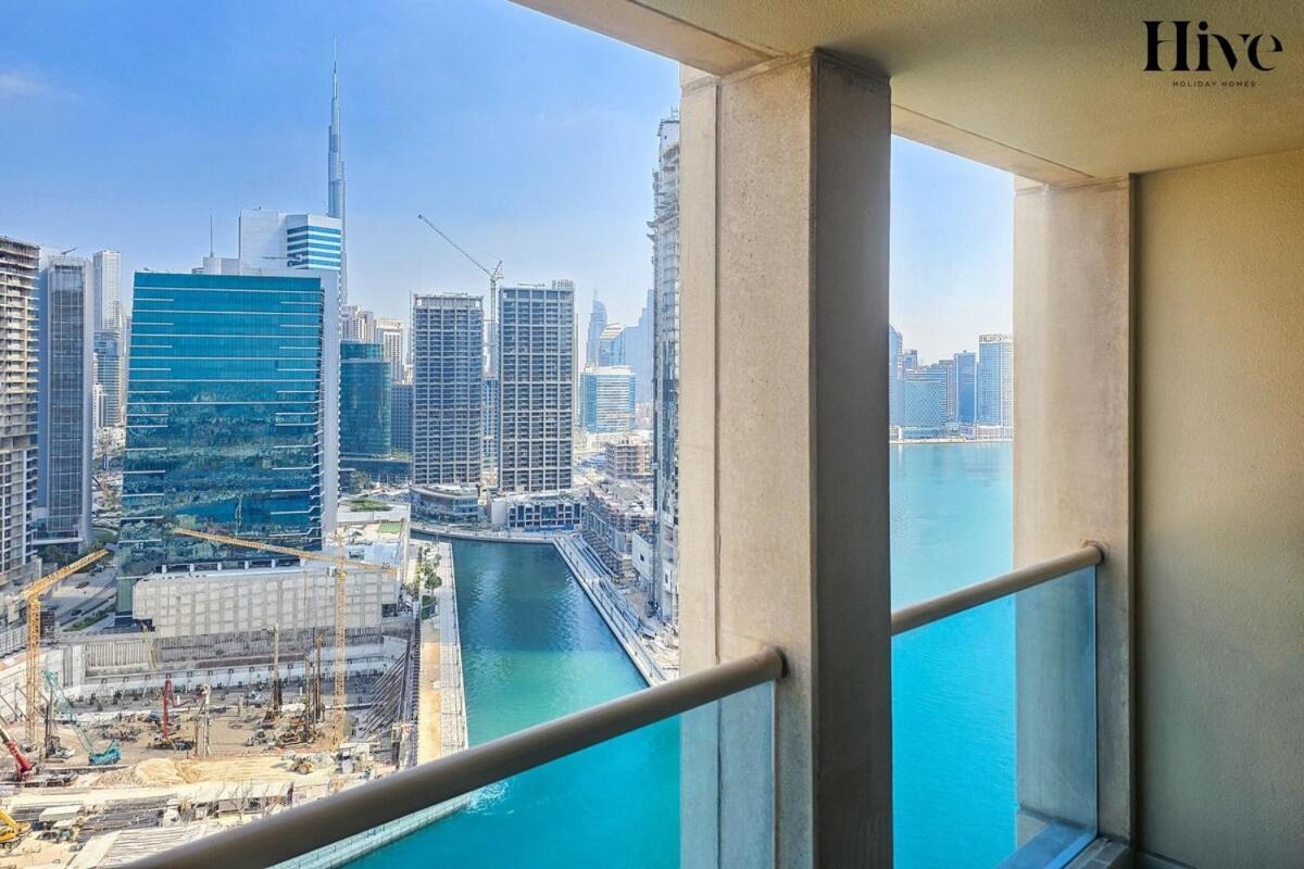 Gorgeous 1 Bed In Churchill Tower, Business Bay *