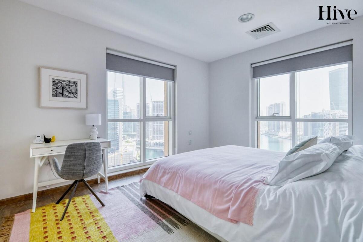 Gorgeous 1 Bed In Churchill Tower, Business Bay * Dubai