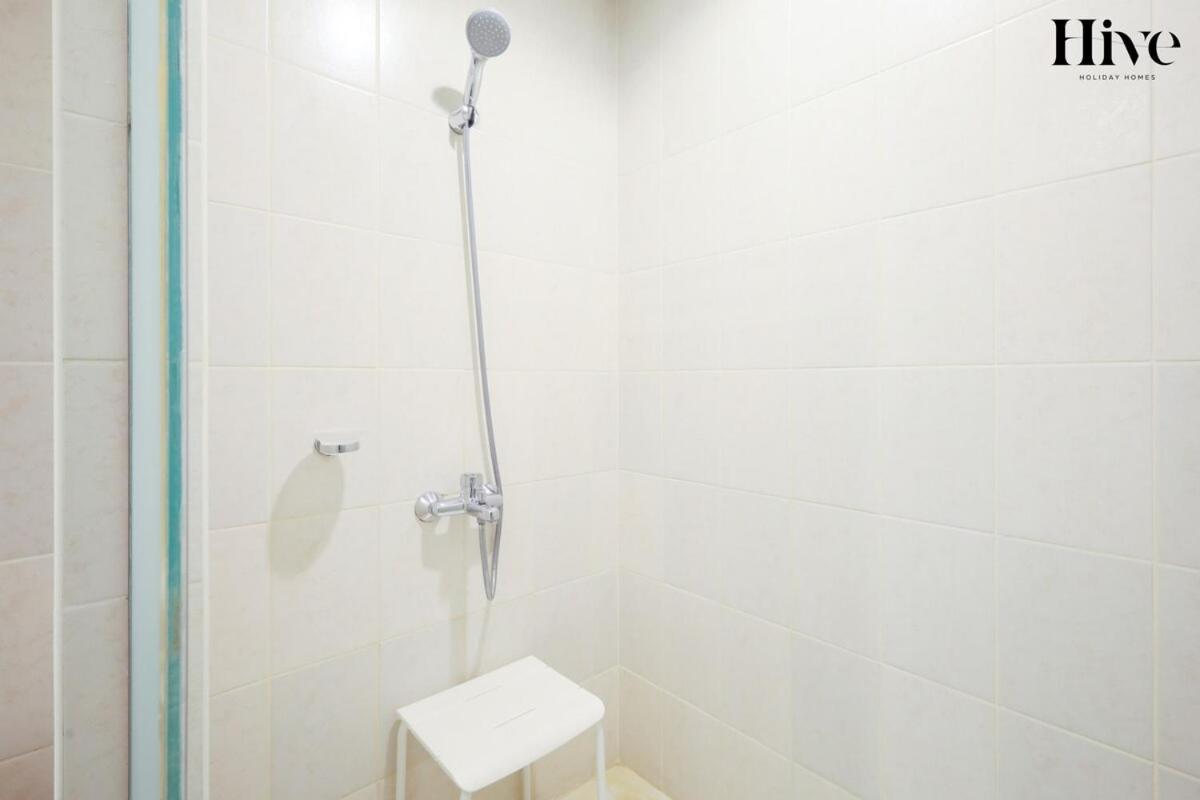 Gorgeous 1 Bed In Churchill Tower, Business Bay