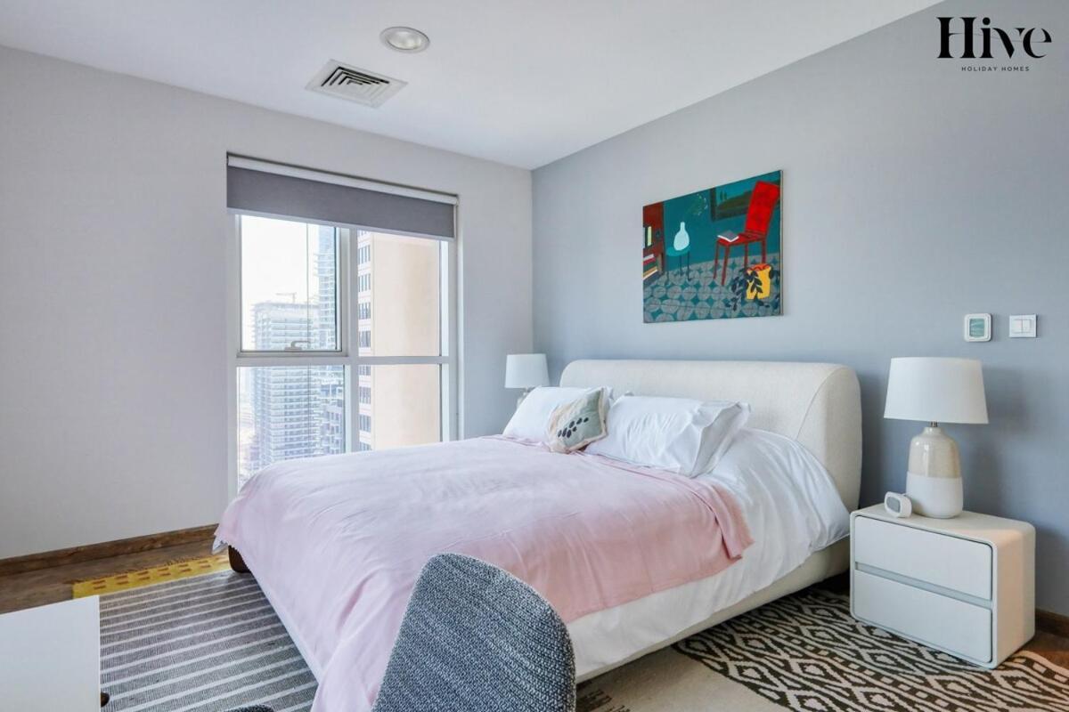 Gorgeous 1 Bed In Churchill Tower, Business Bay