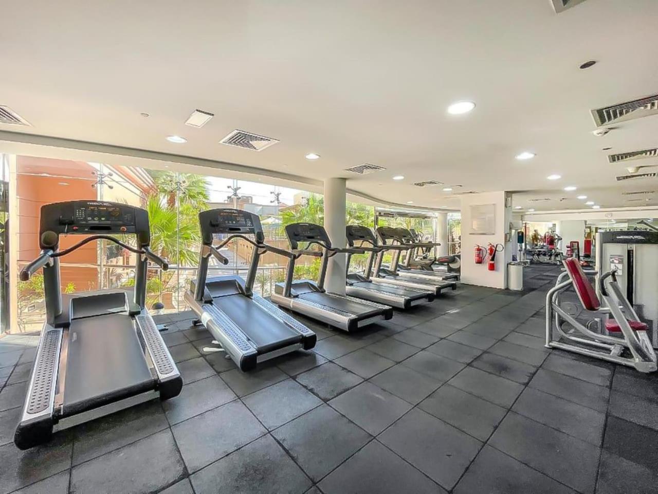 Elegant And Spacious 2-bedroom In Jvt * Dubai