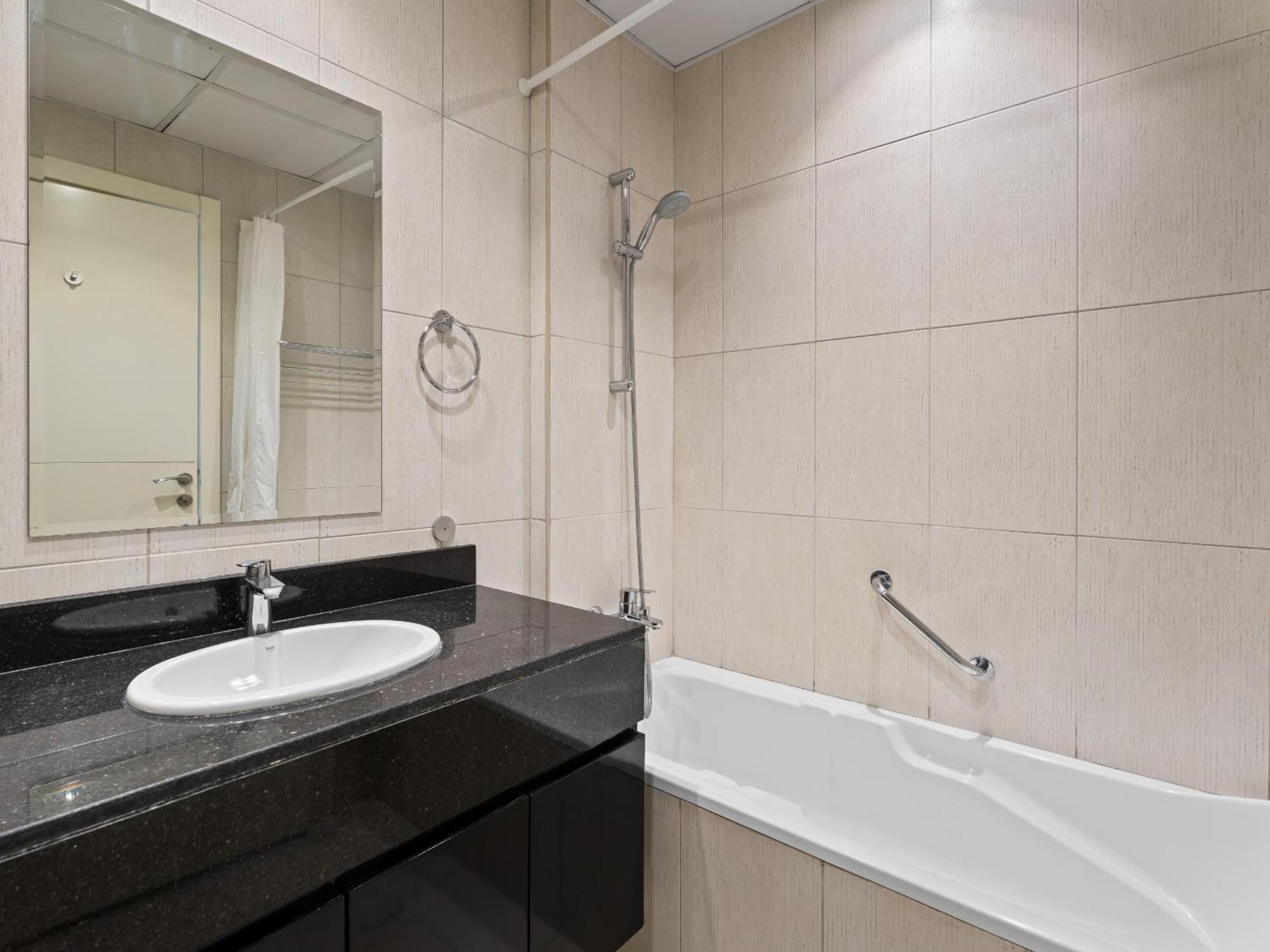 Apartment Sophisticated In Ghalia, Jvc-12 *