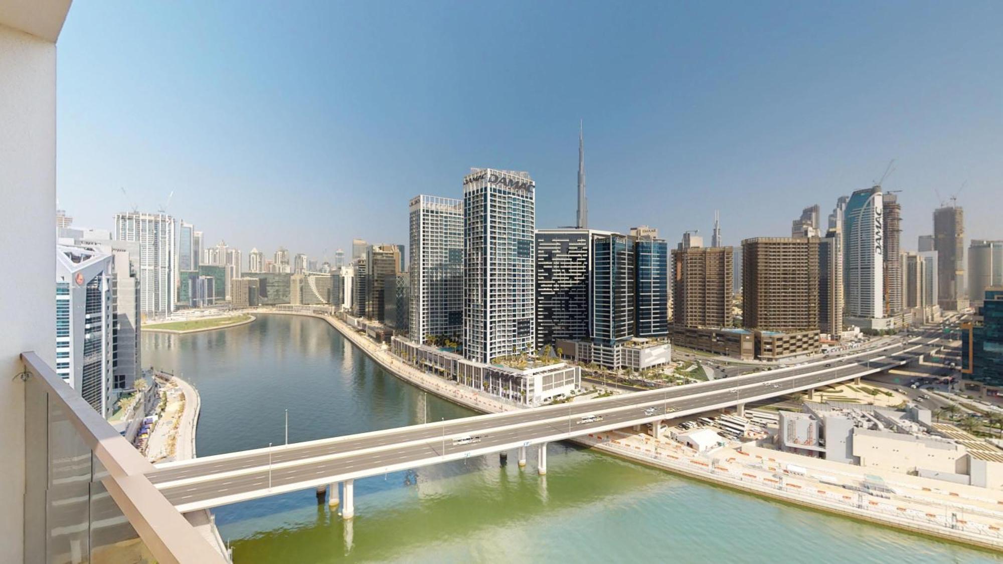 Apartment Fam Living Modern Stay In Canal Bay Scenic Views Near Dubai Hotspots