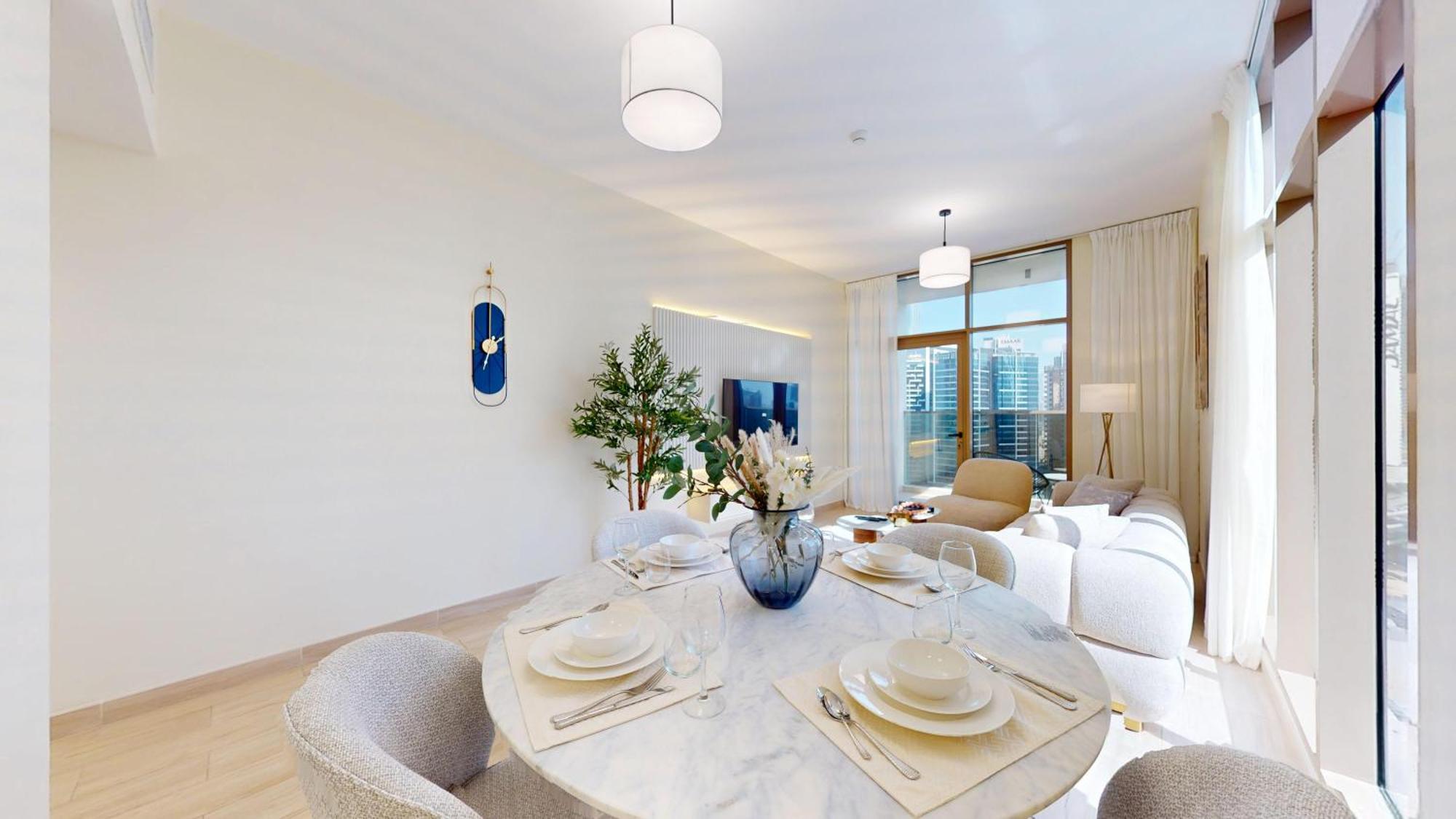 Apartment Fam Living Modern Stay In Canal Bay Scenic Views Near Dubai Hotspots