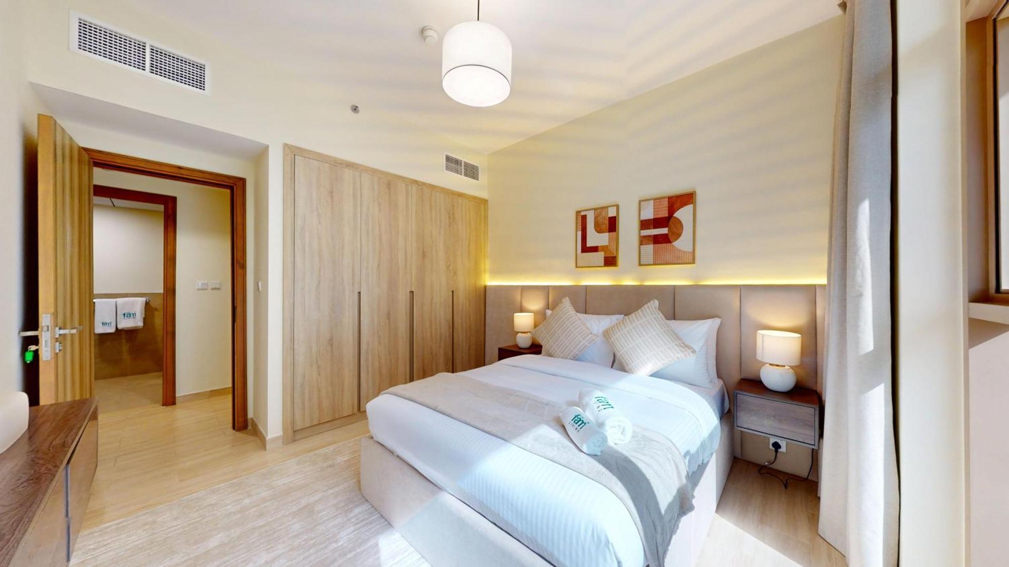 Fam Living Modern Stay In Canal Bay Scenic Views Near Dubai Hotspots * Dubai