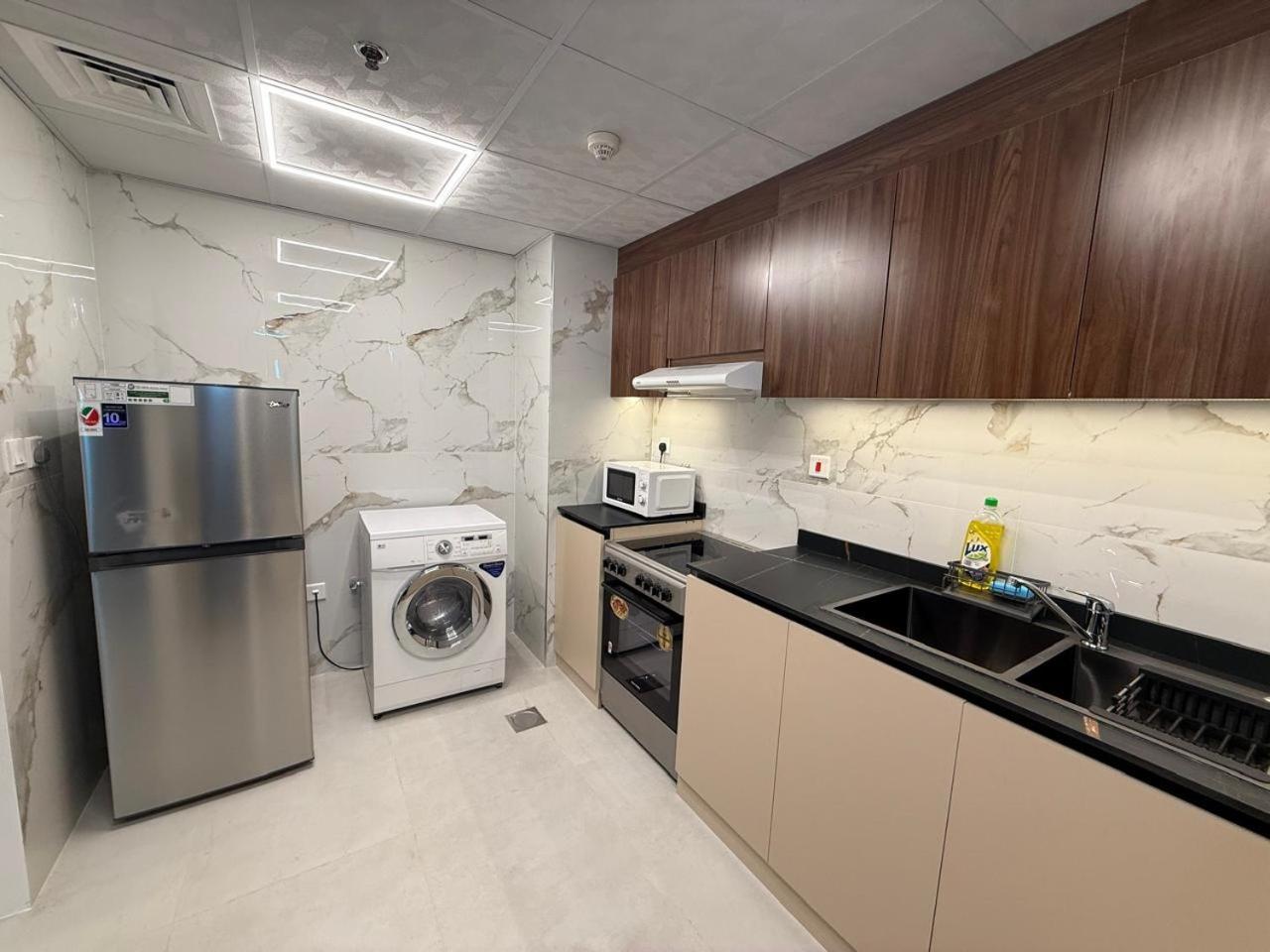 Spacious Modernized 2 Bedroom And Duplex 4 Br By Taskeen Homes * Dubai
