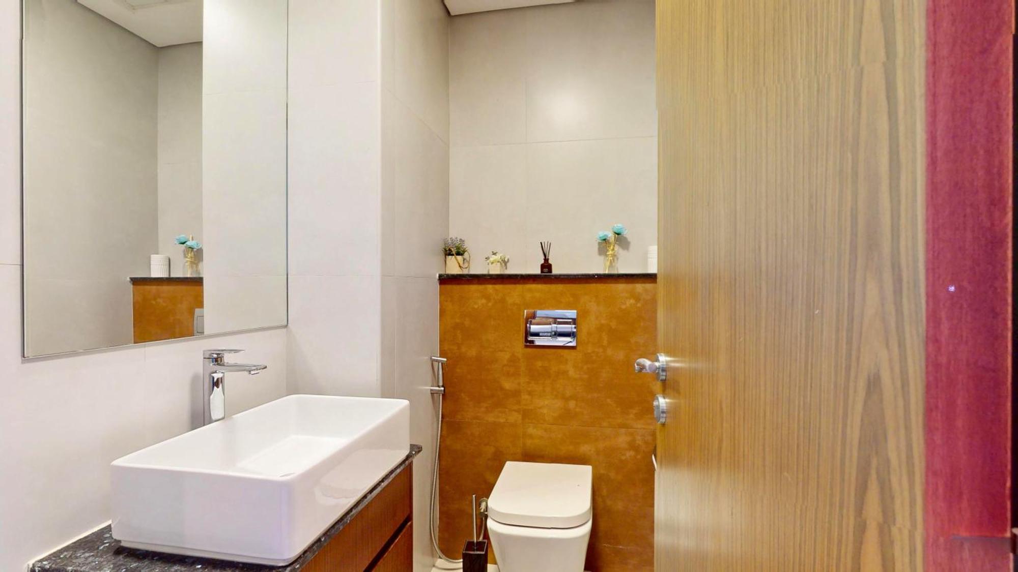 Sleek & Spacious 1br In 2020 Marquise - Arjan