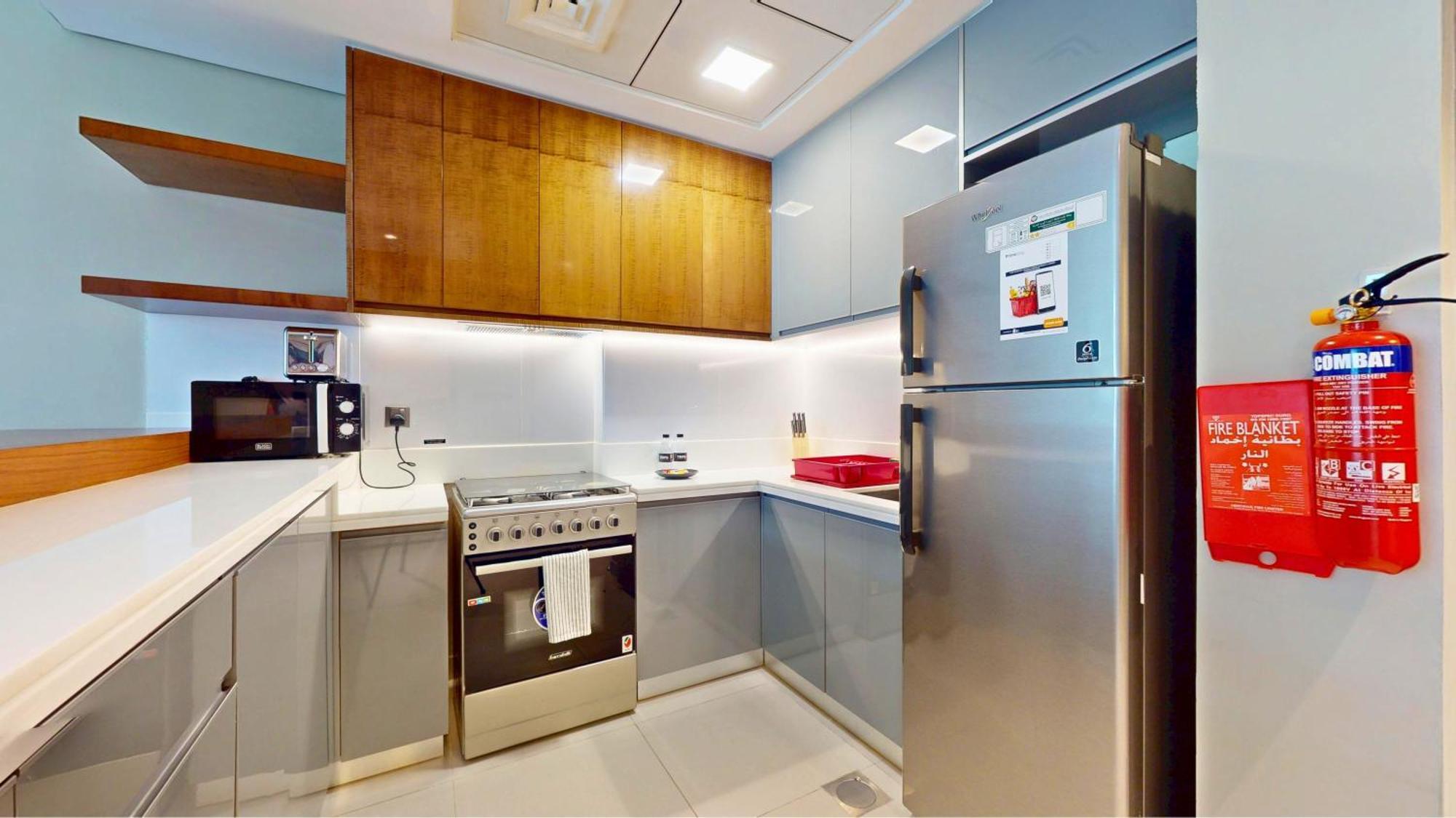 Apartment Sleek & Spacious 1br In 2020 Marquise - Arjan *