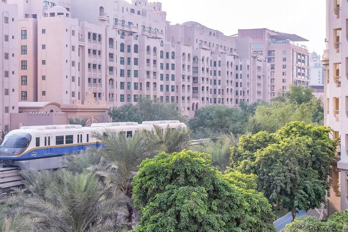 Modern 1br Haven For 3 In Palm Jumeirah! Apartment Dubai