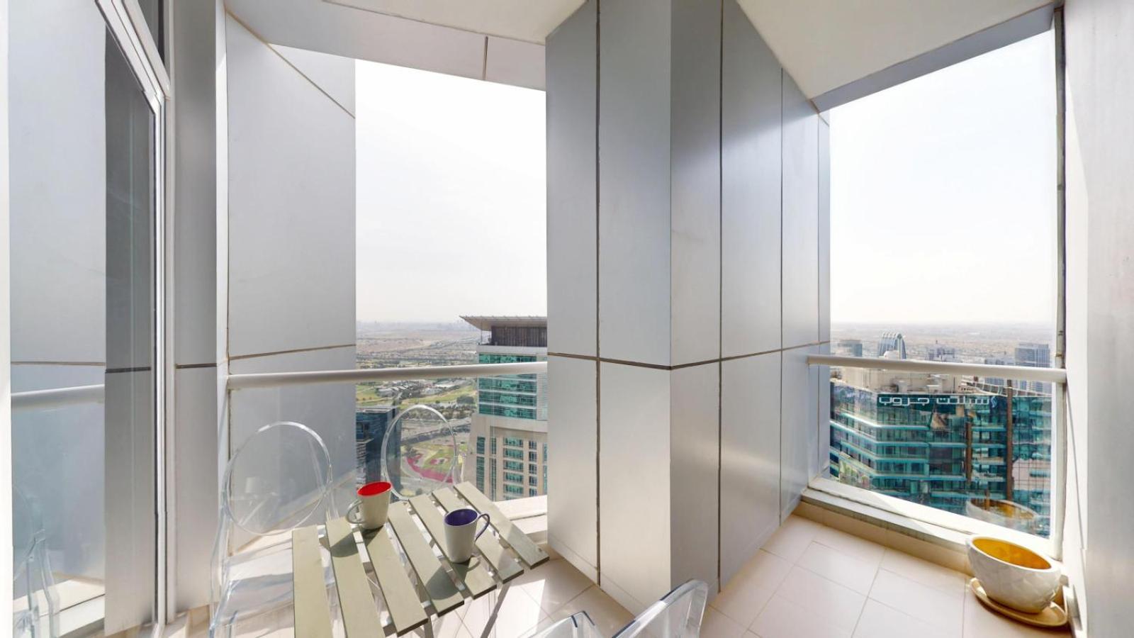Torch Tower - Minimalistic Two Bed With Views *