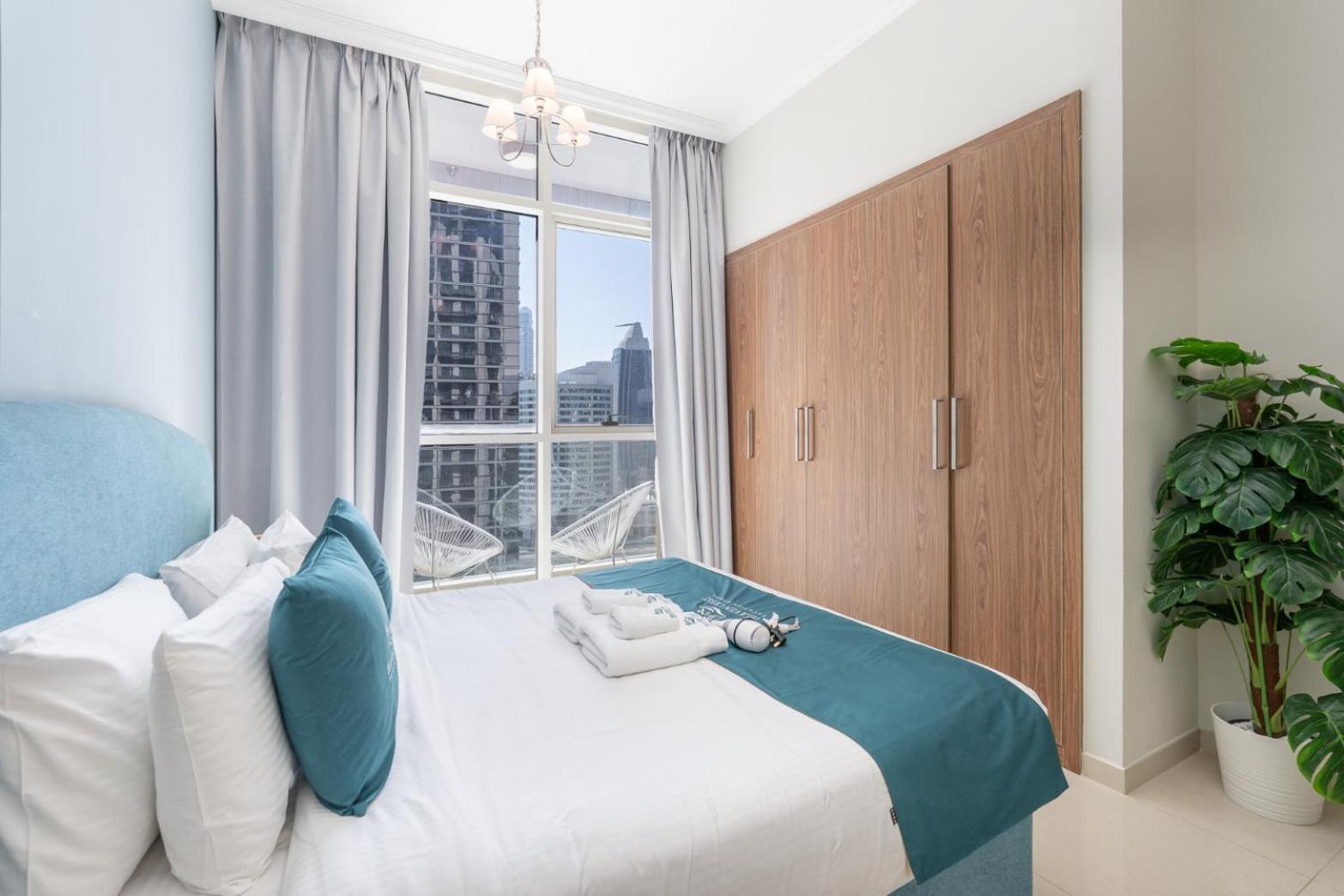 Heaven Crest Downtown - 3 Bedroom 2 Minute Walk To Mall And Burj Khalifa Apartment
