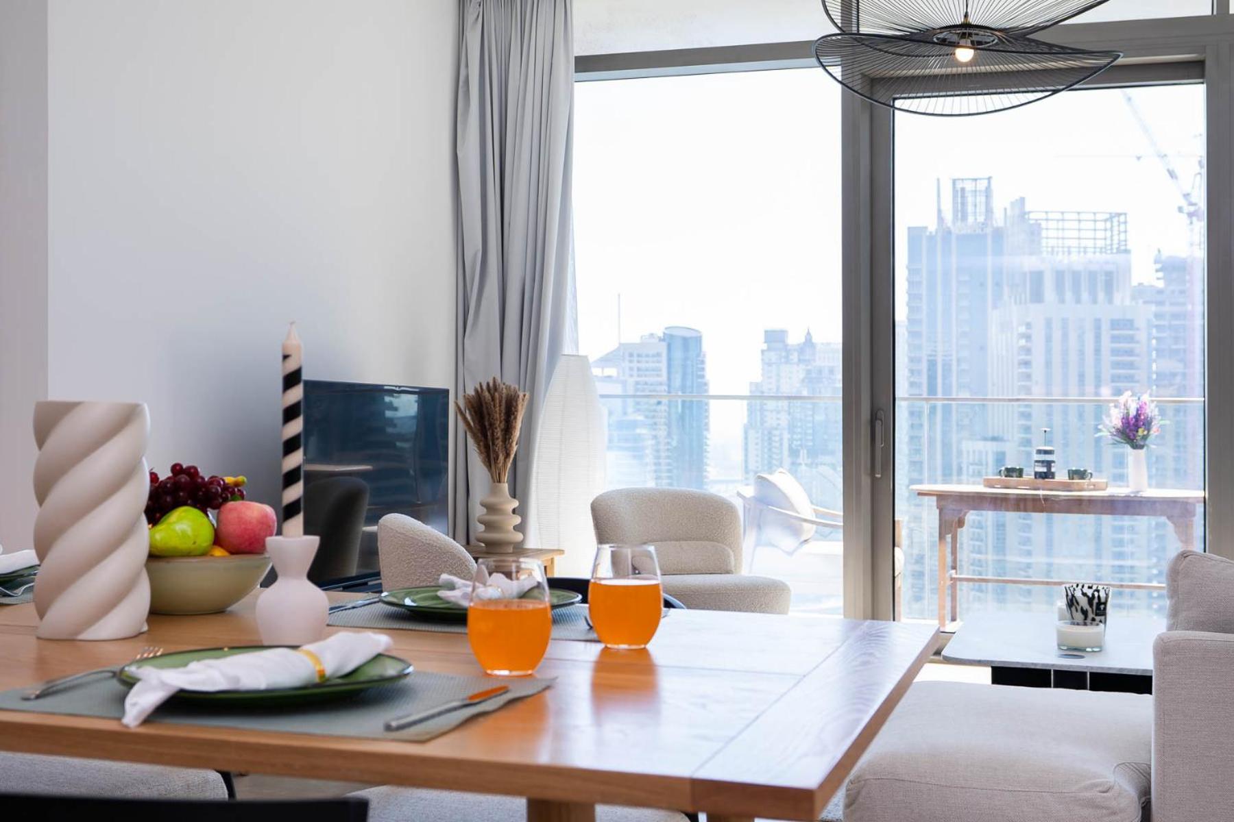 Spacious - Waterfront View - Ideal For Families Apartment