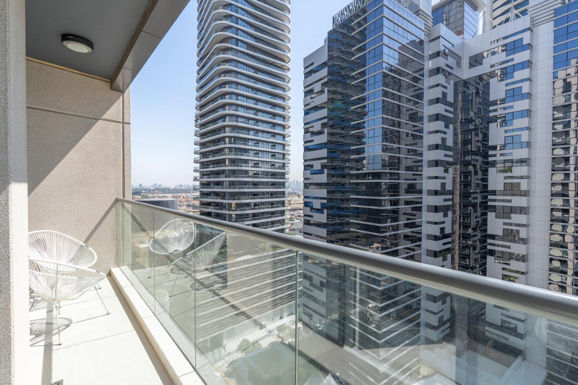 Apartment Heaven Crest Downtown - 3 Bedroom 2 Minute Walk To Mall And Burj Khalifa