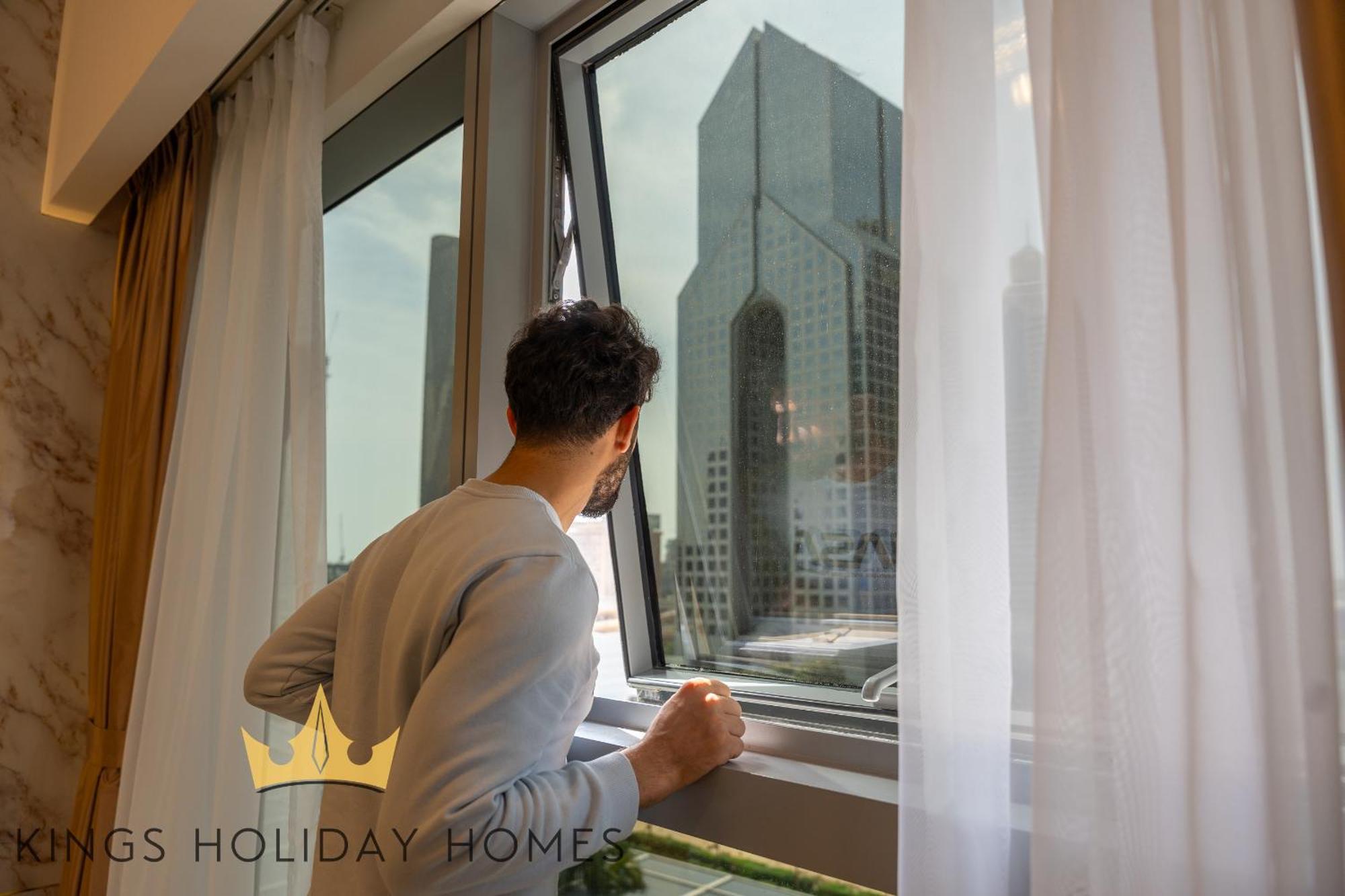 Park Towers Difc Royal Kings