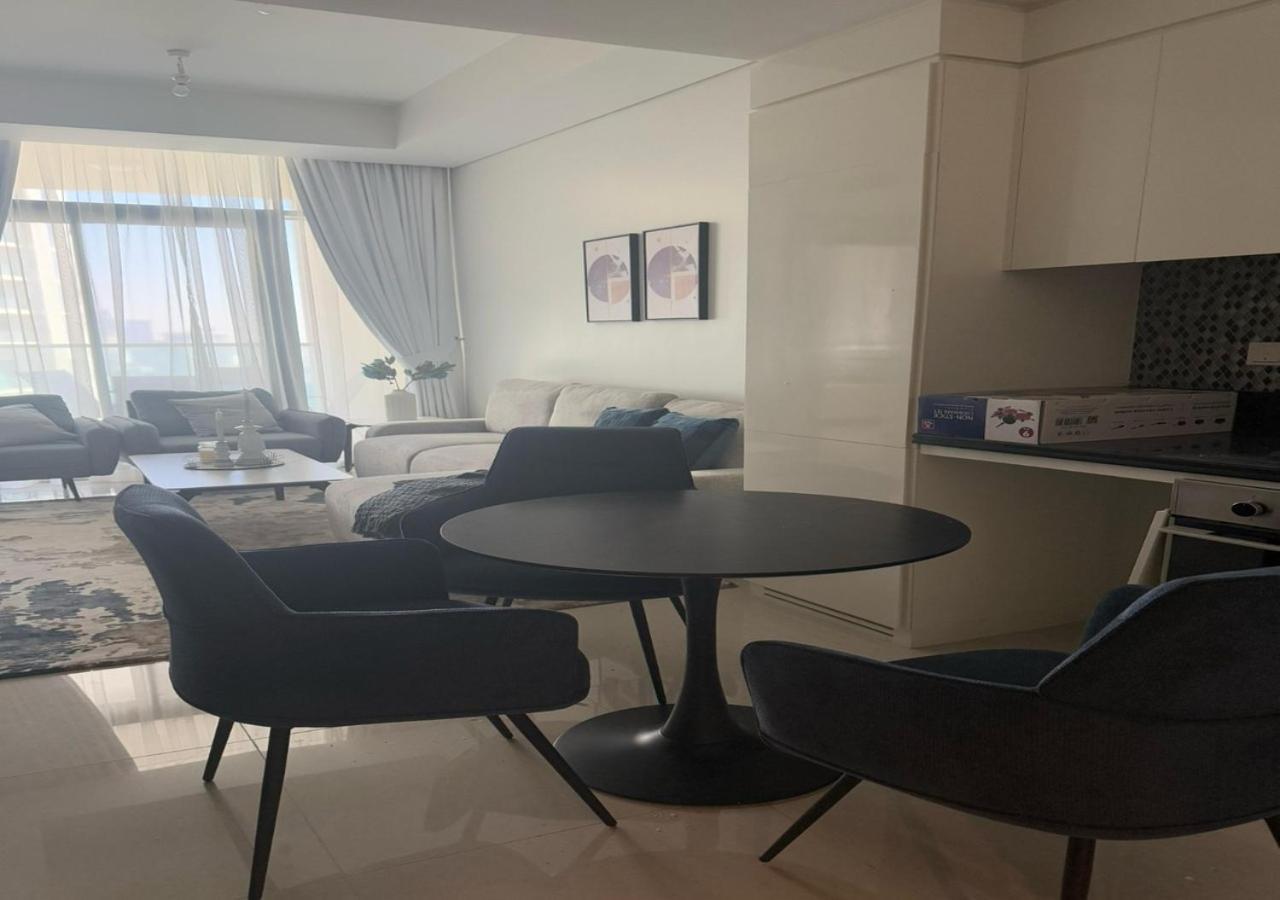 Aykon 2bhk View Dubai