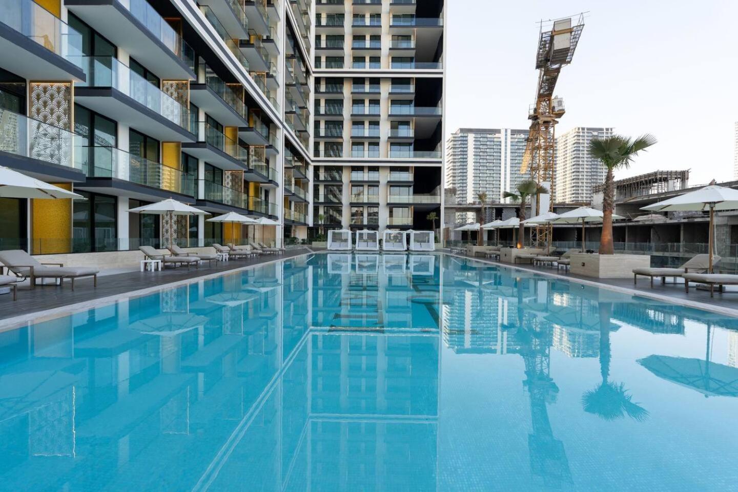 Stylish 1br In Jvc With Pool View * Dubai