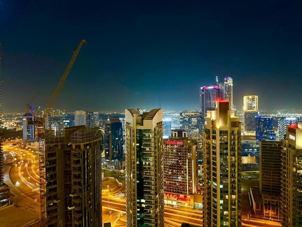 Rooftop Lounge - Walk To Mall & Burj Khalifa - Downtown *