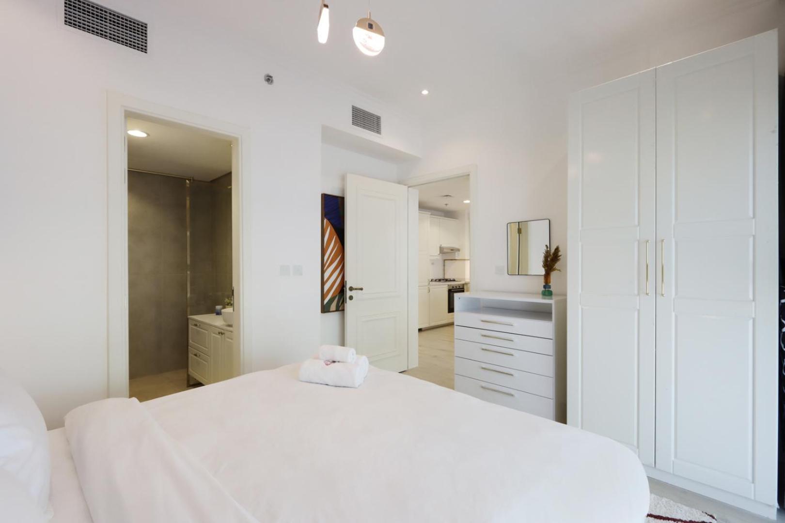 Apartment Livbnb-radiant, Upgraded 1b Unit In District 14, Jvc Dubai