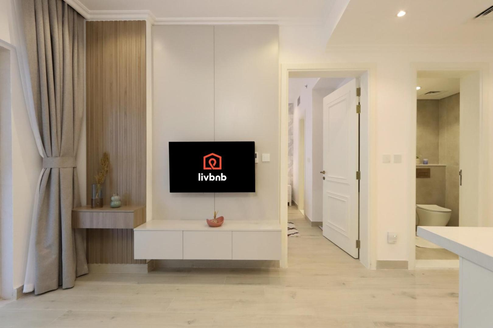 Apartment Livbnb-radiant, Upgraded 1b Unit In District 14, Jvc Dubai