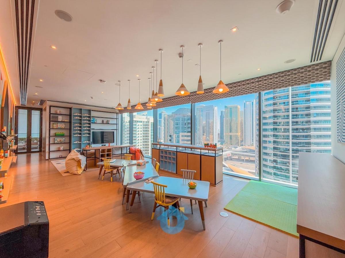 4603 Stylish 2-bhk In Vida, Marina & Yacht View Apartment *