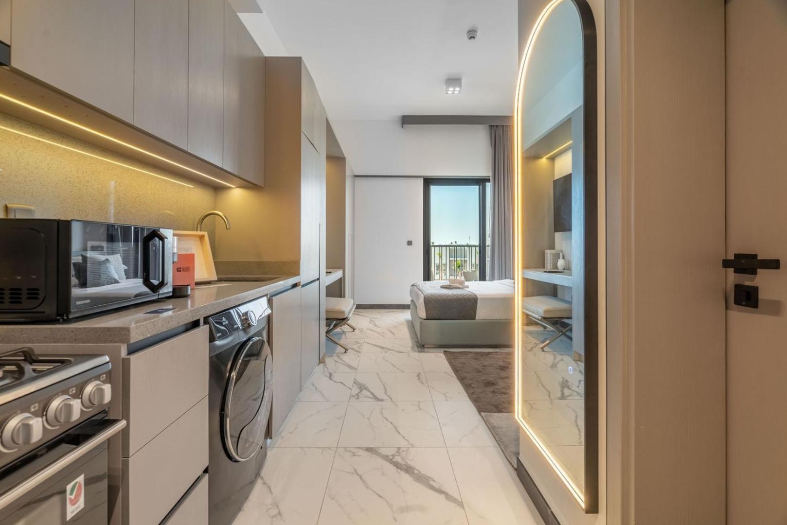 Guestready - Modern With Balcony In Apartment Dubai