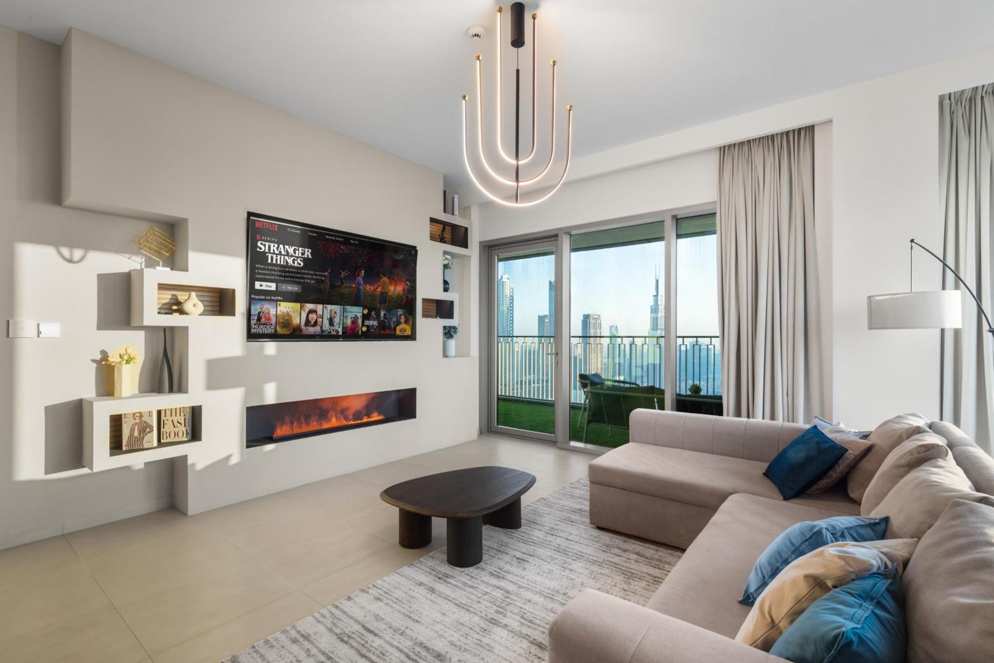 Deluxe 4br With Patio - Burj Khalifa And Fountains View Dubai