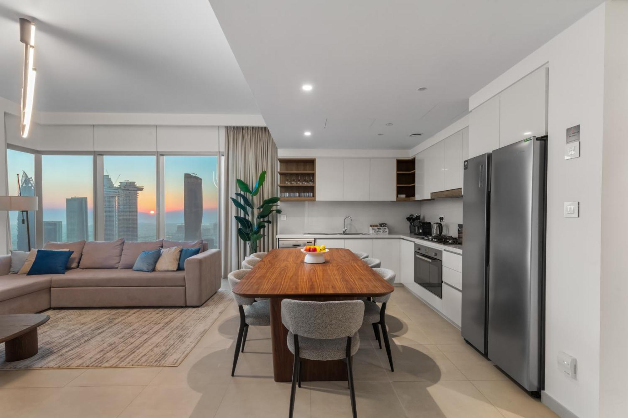 Deluxe 4br With Patio - Burj Khalifa And Fountains View Dubai