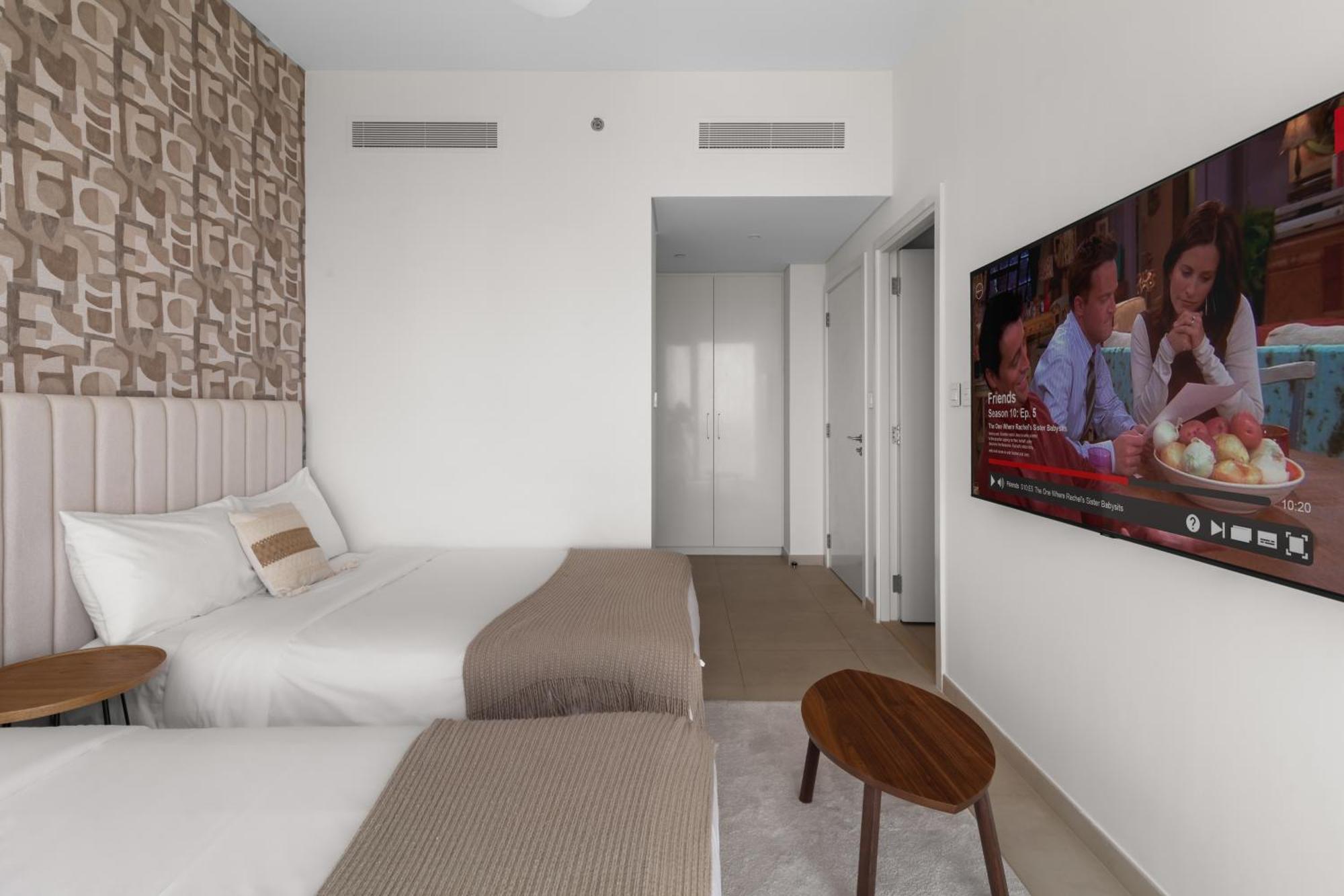 Deluxe 4br With Patio - Burj Khalifa And Fountains View * Dubai