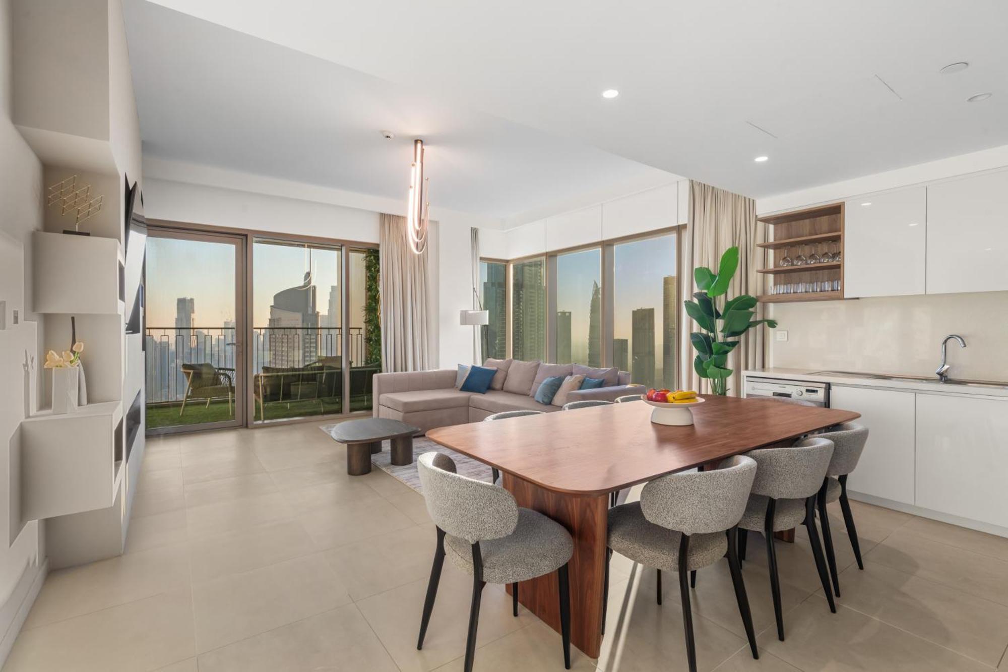 Apartment Deluxe 4br With Patio - Burj Khalifa And Fountains View