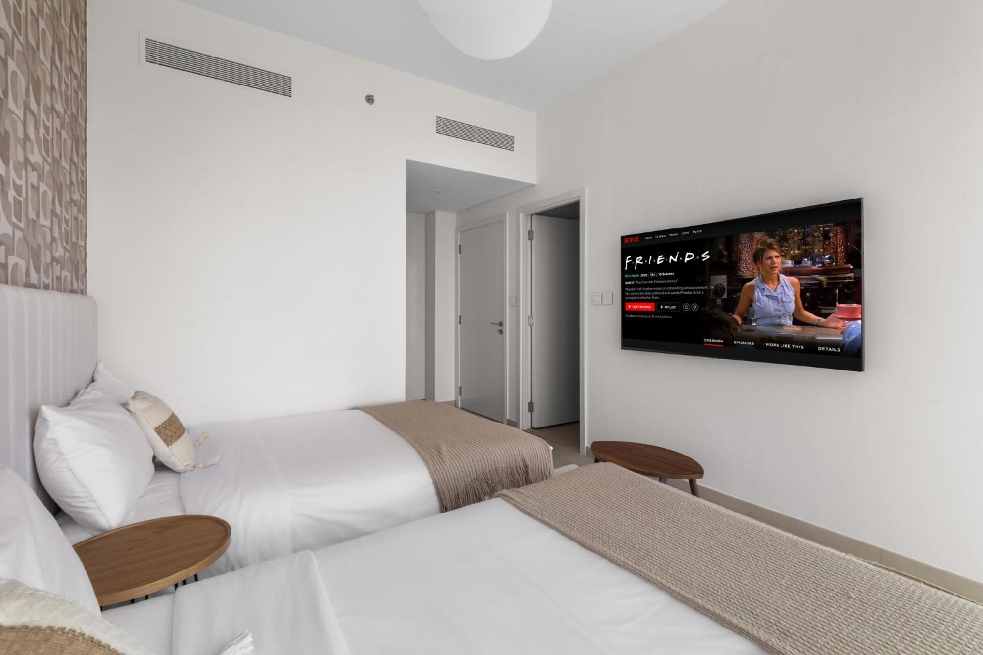 Deluxe 4br With Patio - Burj Khalifa And Fountains View