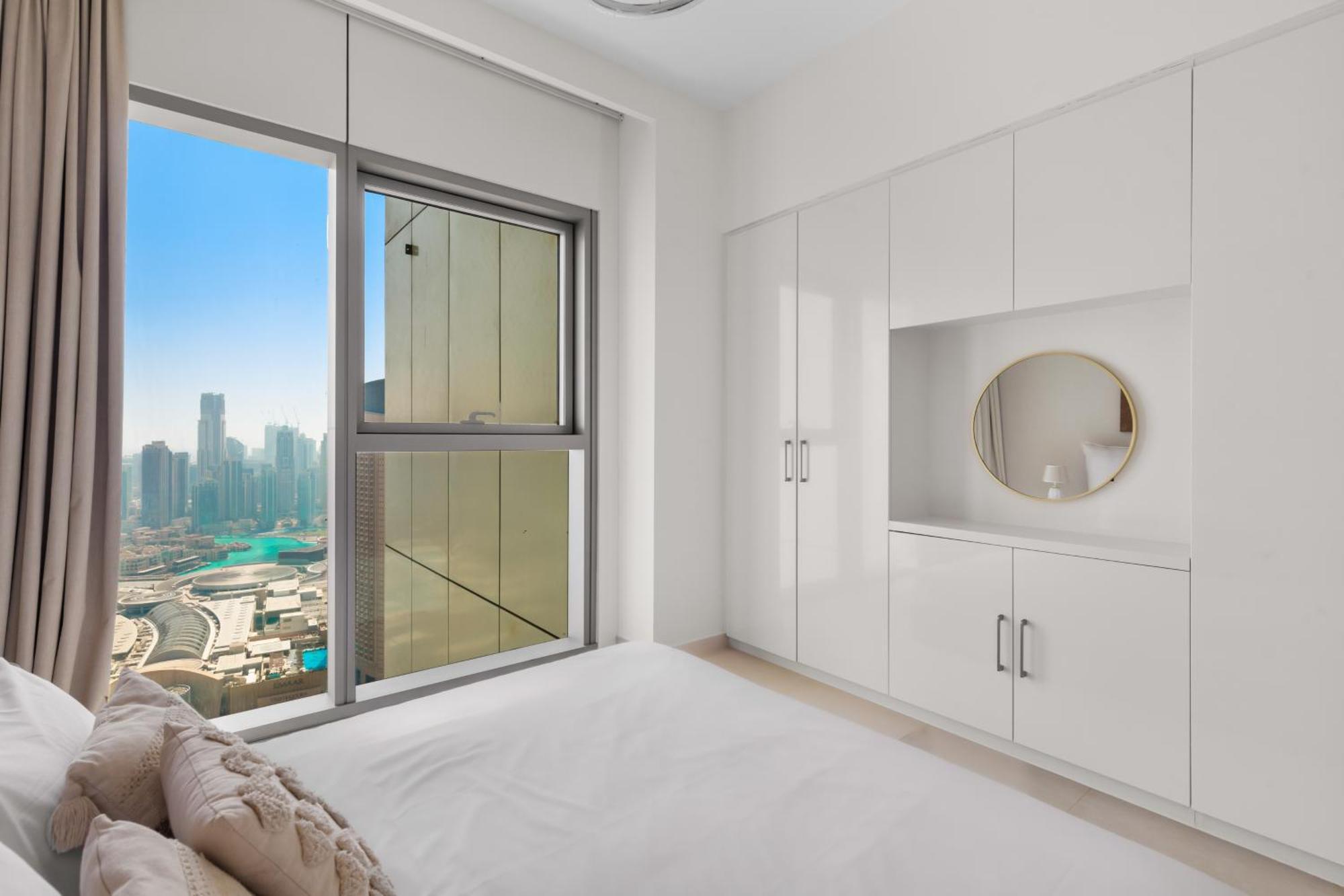 Deluxe 4br With Patio - Burj Khalifa And Fountains View