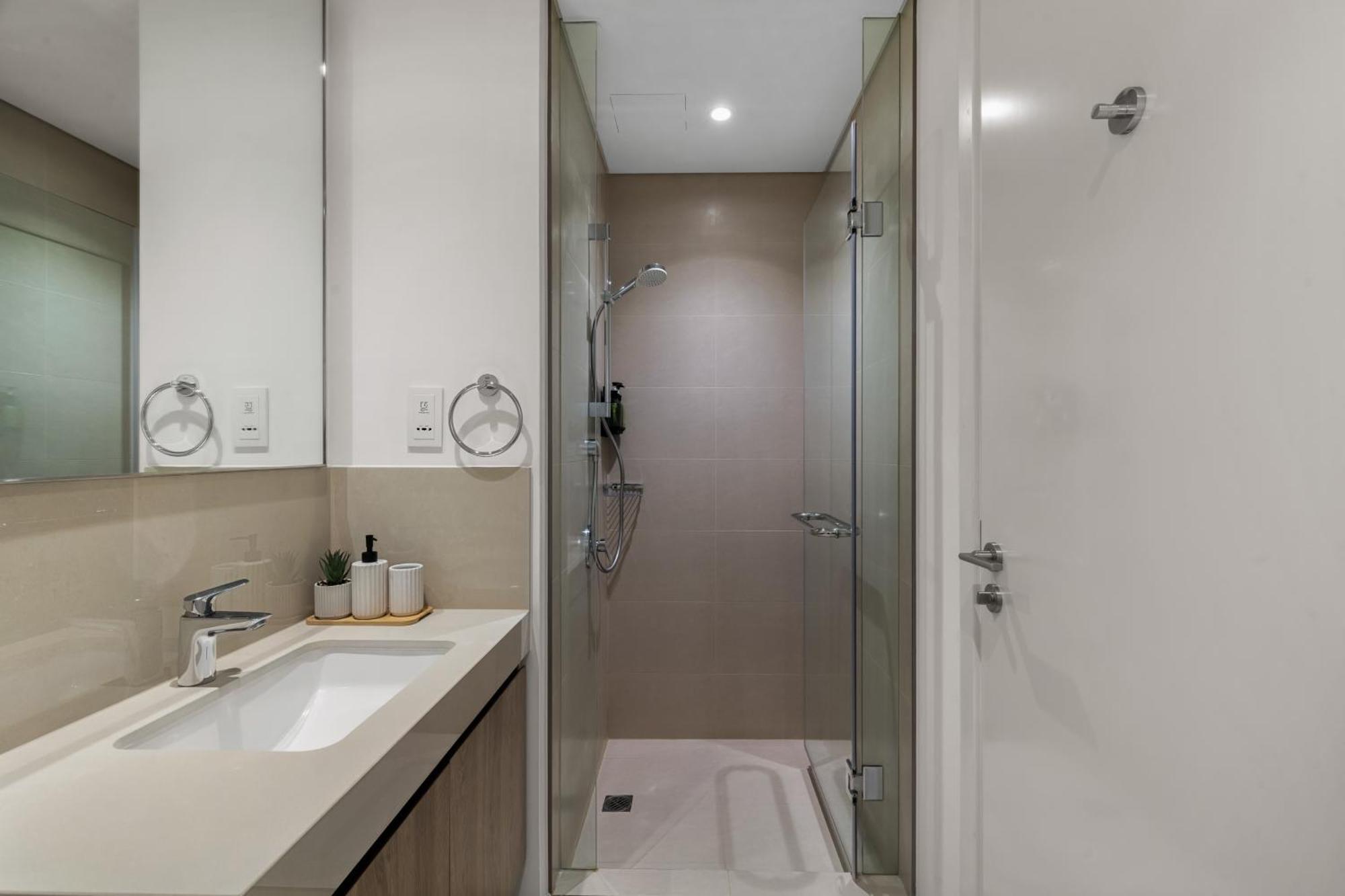 Apartment Deluxe 4br With Patio - Burj Khalifa And Fountains View Dubai