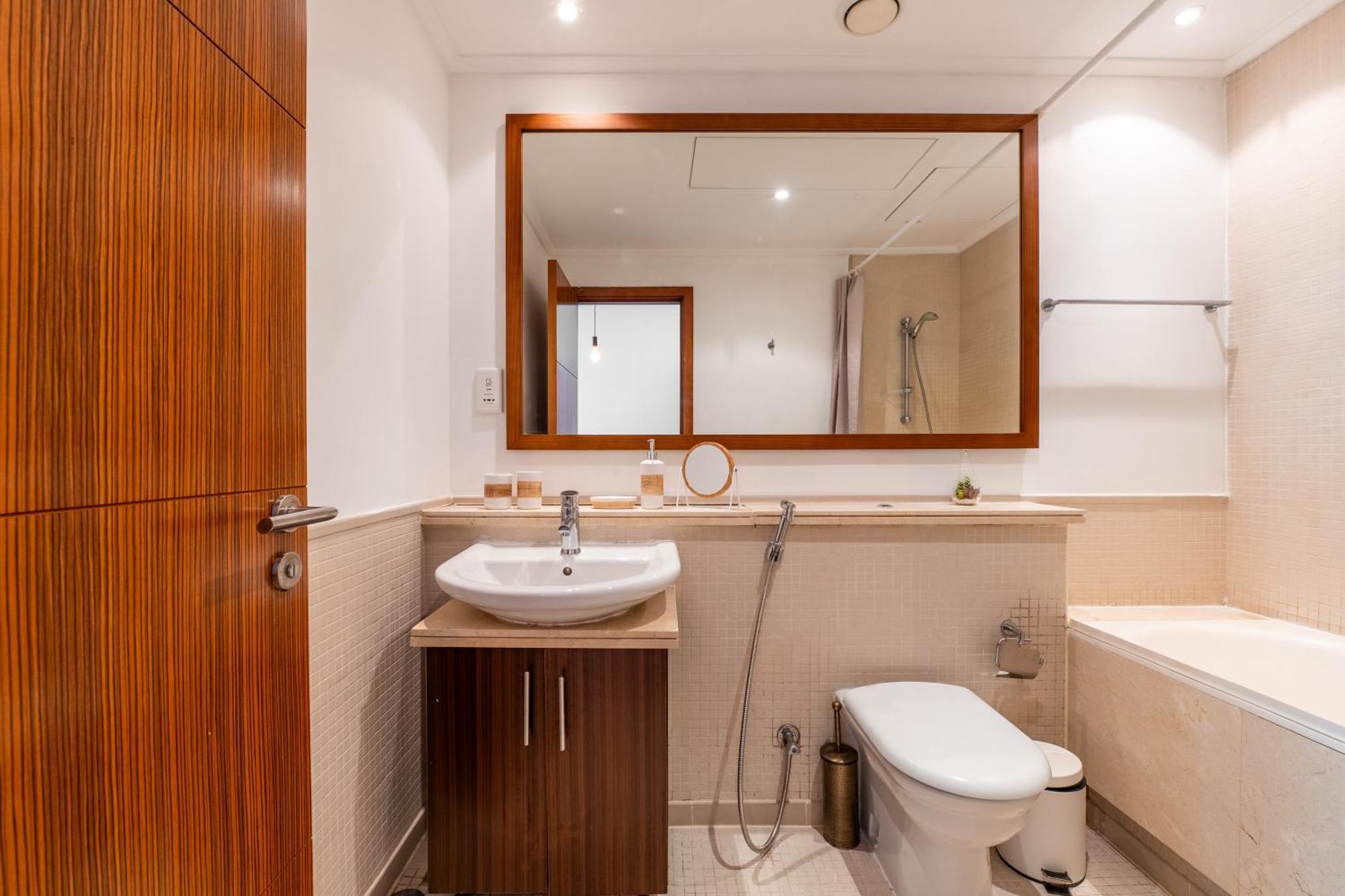 Apartment Seaview Elegance! 1-bedroom Retreat In Marina Promenade Dubai