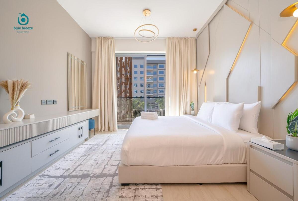 Blue Breeze - Chic & Cozy Getaway In Al Furjan Apartment *