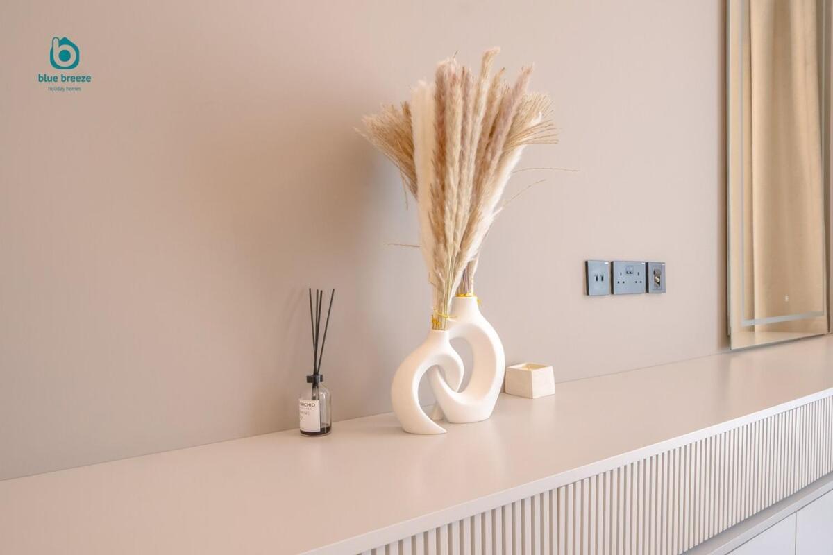 Apartment Blue Breeze - Chic & Cozy Getaway In Al Furjan