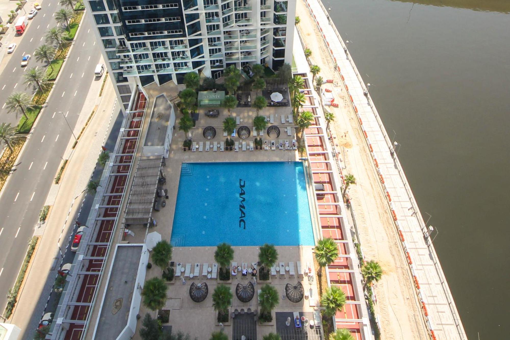 Apartment Stylish With Pool In Business Bay Dubai