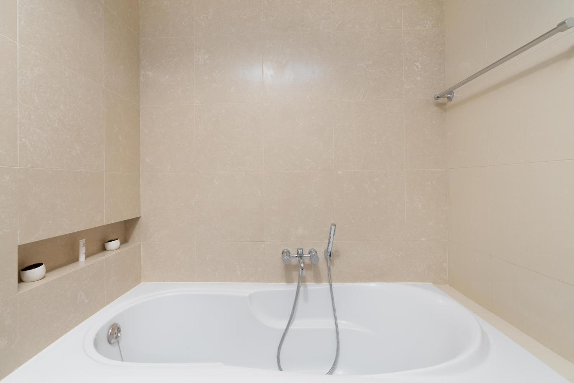 Apartment Burj Area 2 Bedroom With Fountain Views *