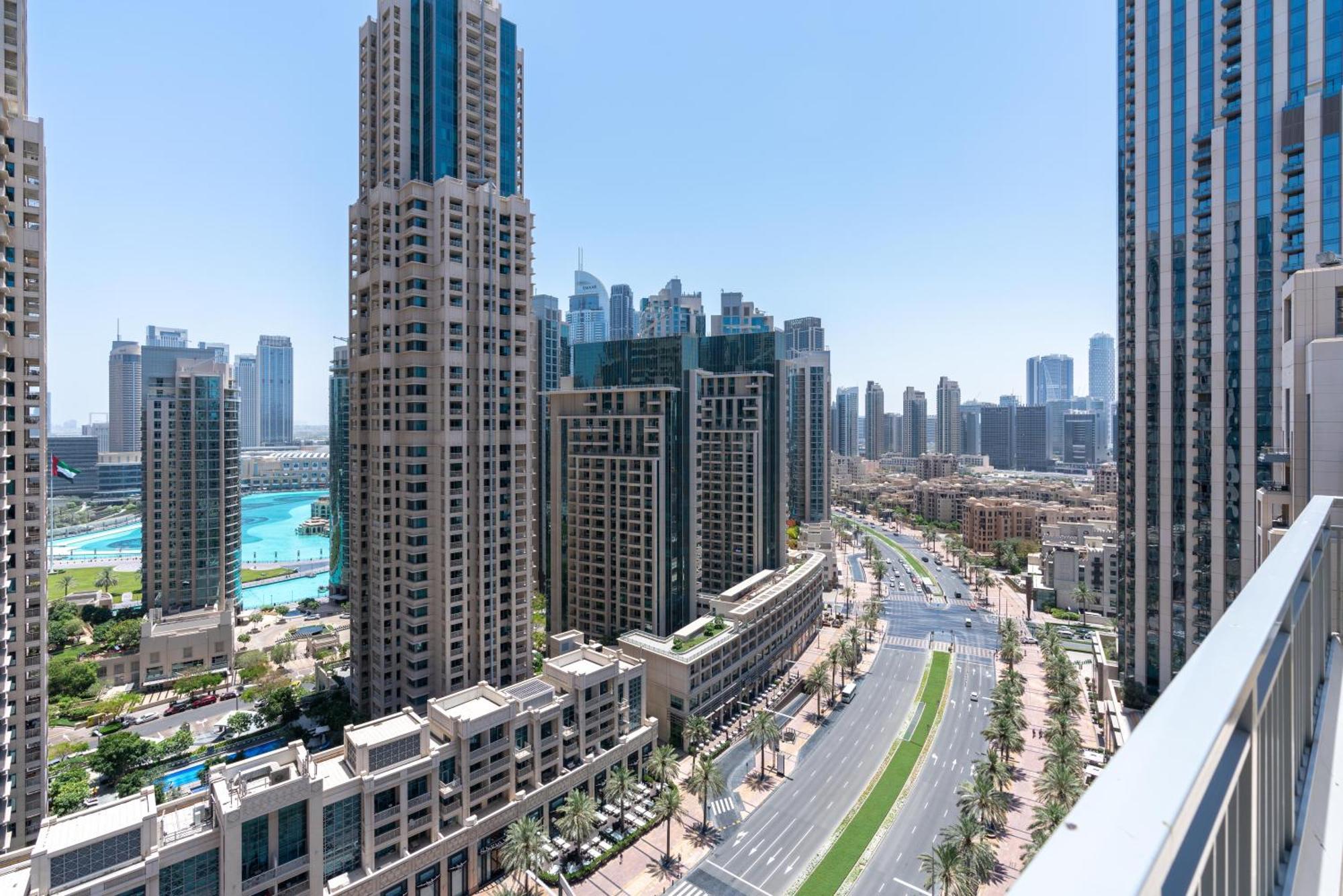 Burj Area 2 Bedroom With Fountain Views Apartment