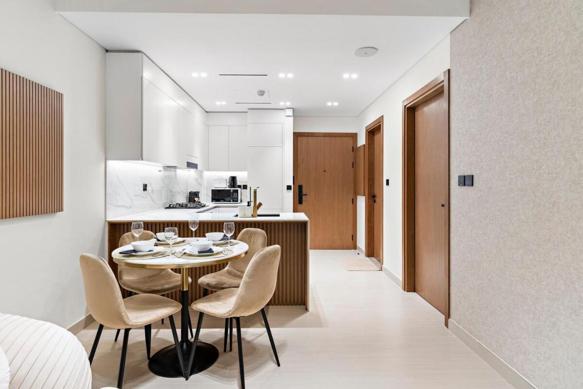 Apartment First Class 1br Cozy Urban Getaway Dubai