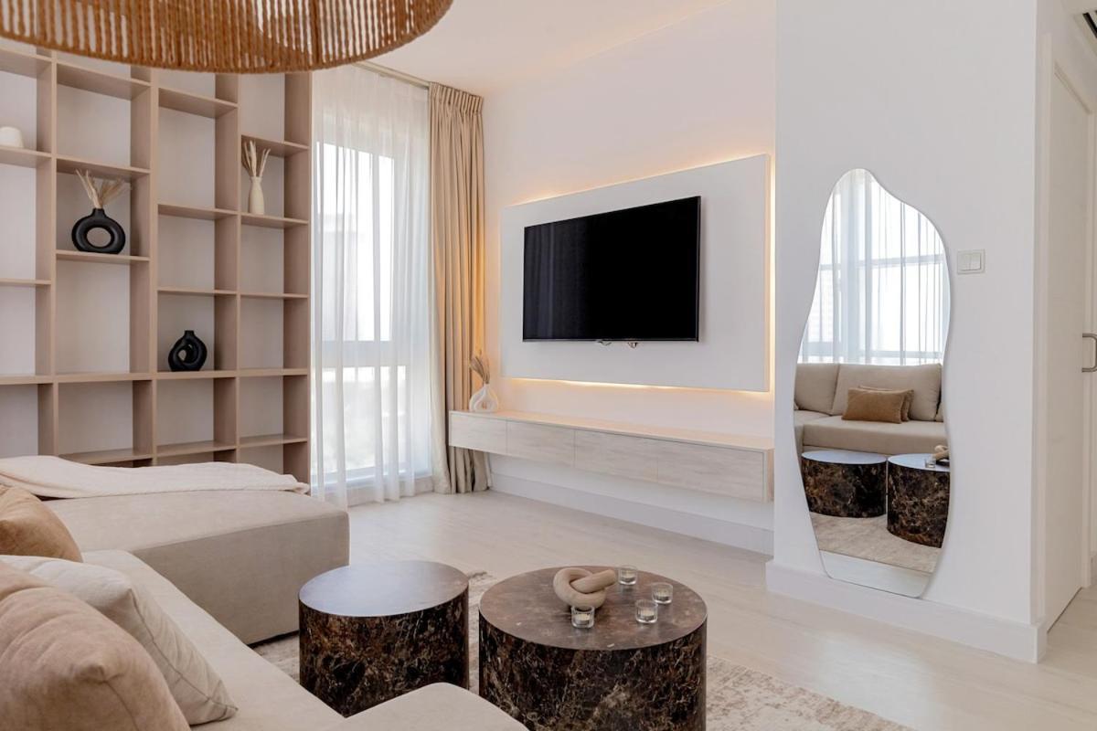 Luxury One-bedroom Burj Khalifa * Dubai