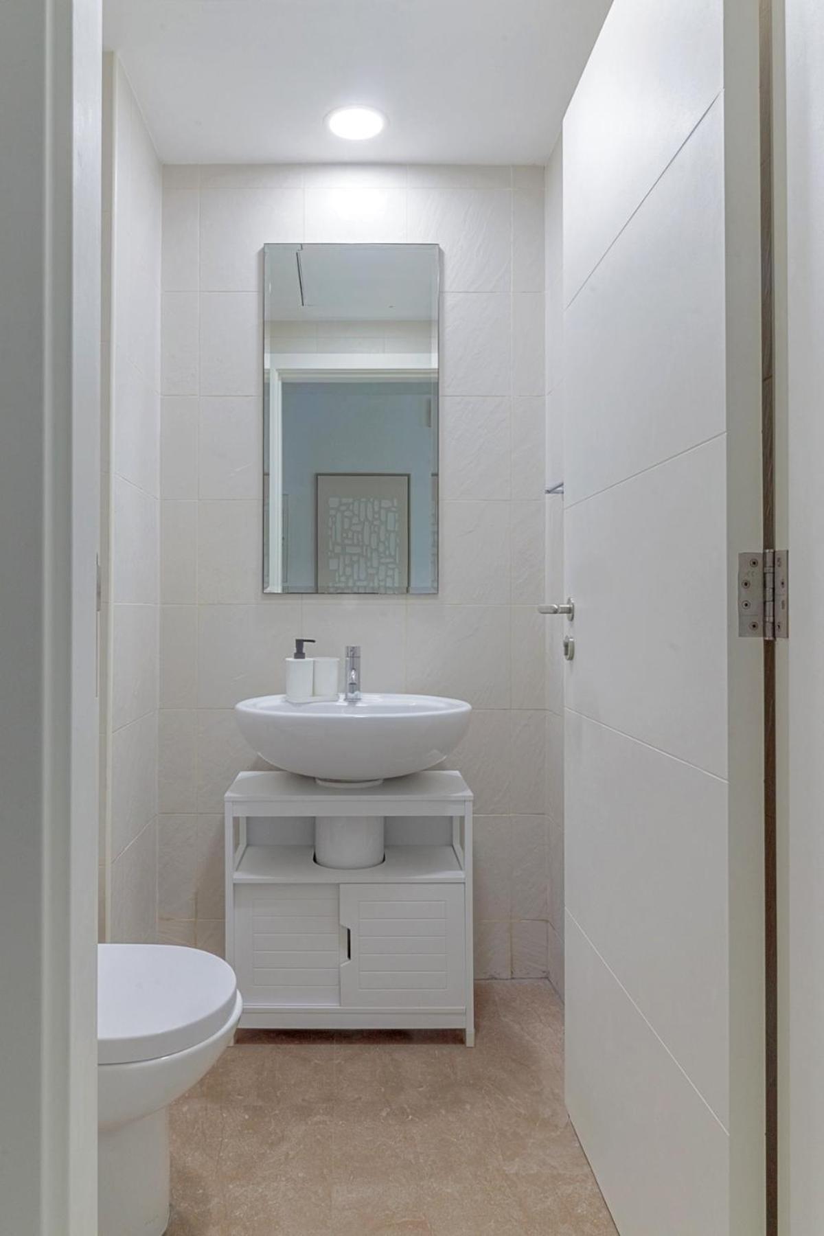 Luxury One-bedroom Burj Khalifa Apartment Dubai