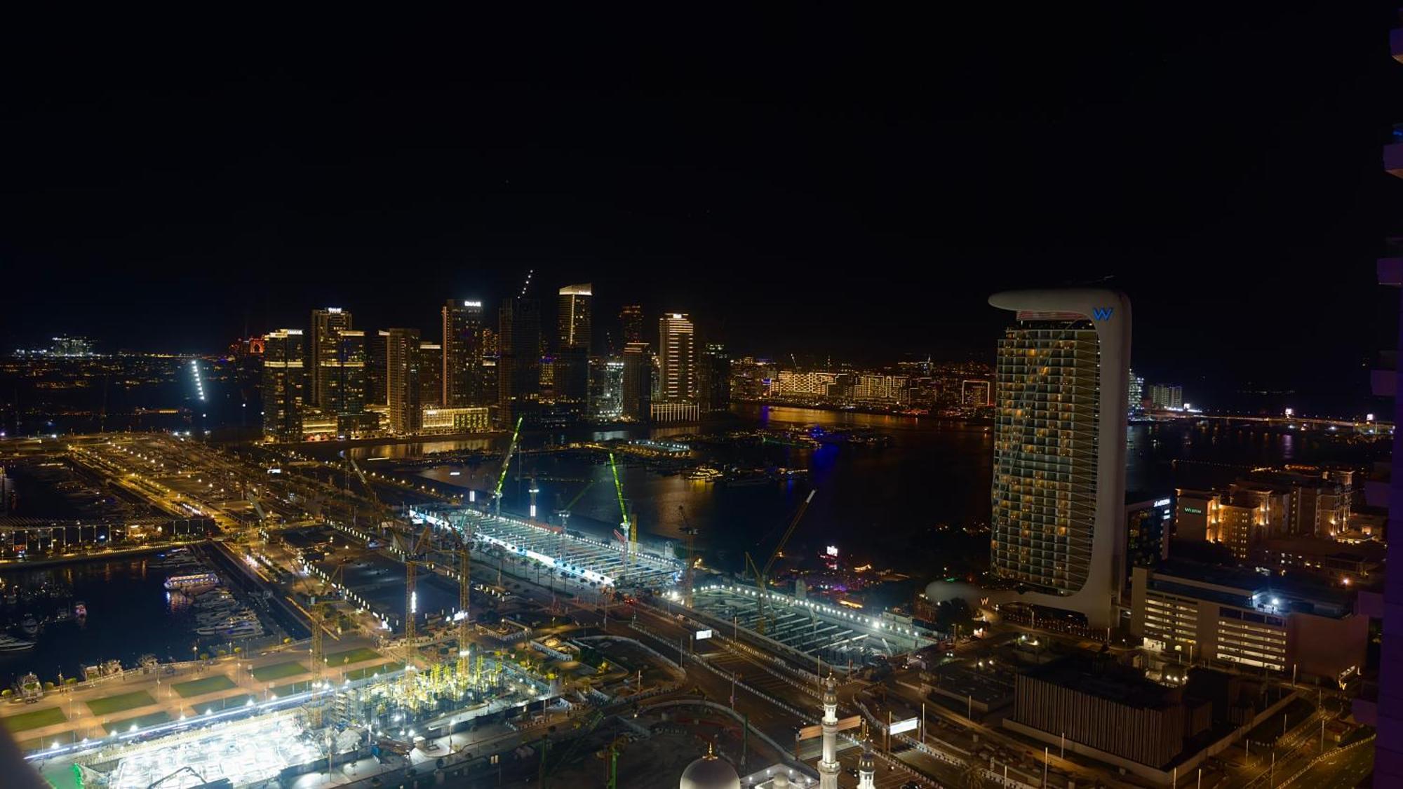 Sleek Living With Sea Views In Damac Heights Marina By Bhavan *