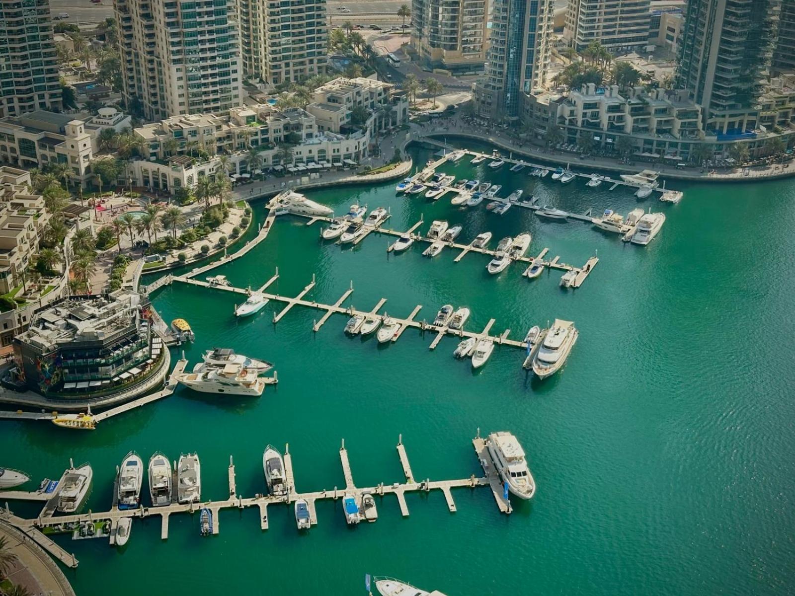 Sleek Living With Sea Views In Damac Heights Marina By Bhavan *