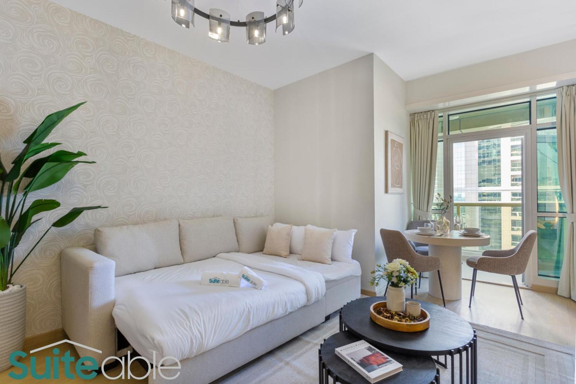 Apartment Stylish 1 Bedroom Near Metro Station In Jlt Dubai