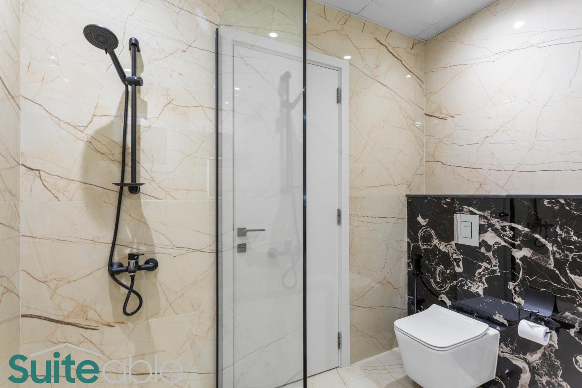 Stylish 1 Bedroom Near Metro Station In Jlt * Dubai