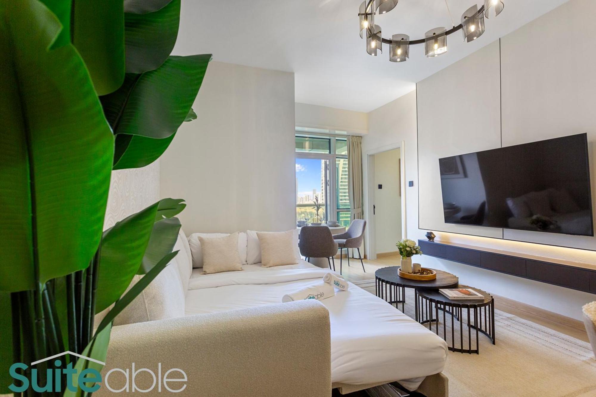 Stylish 1 Bedroom Near Metro Station In Jlt Apartment Dubai
