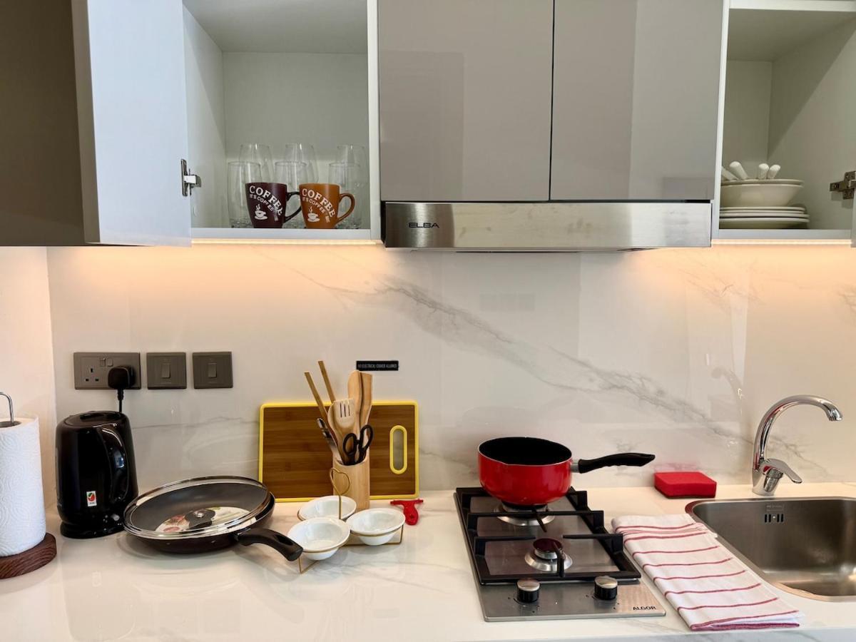 Azizi Rivera 33 Apartment *