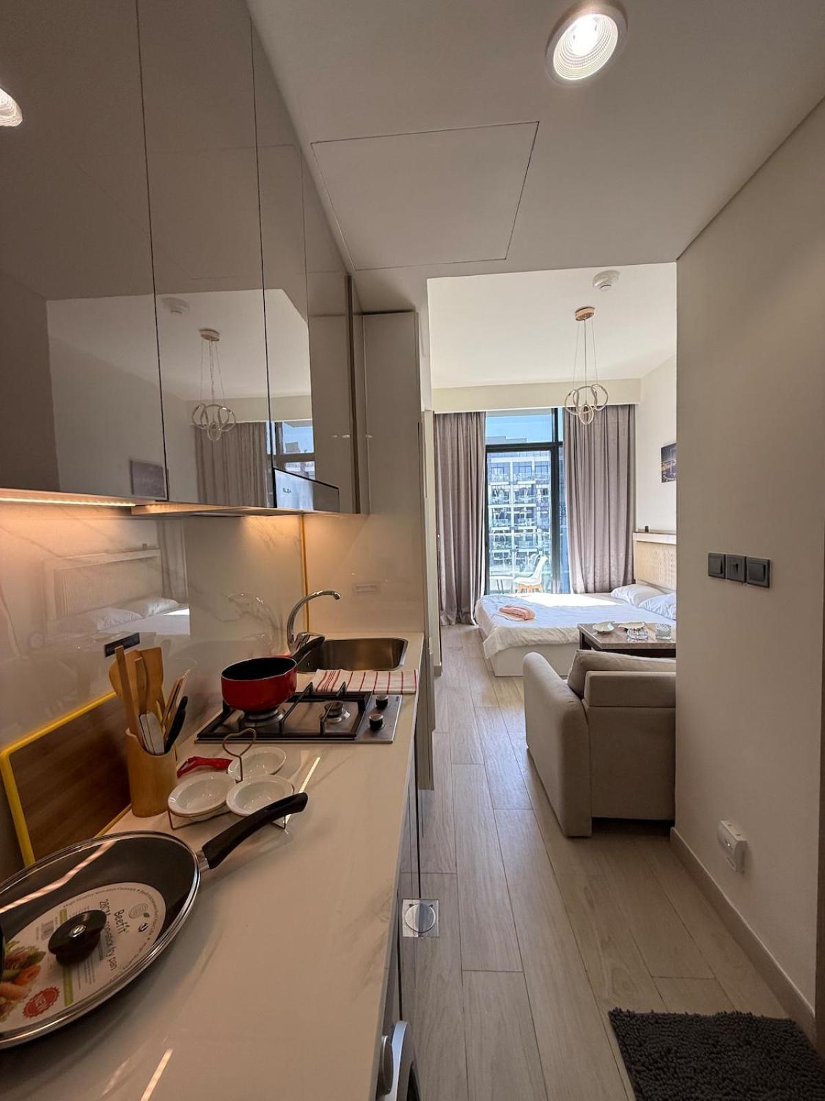 Azizi Rivera 33 Apartment Dubai